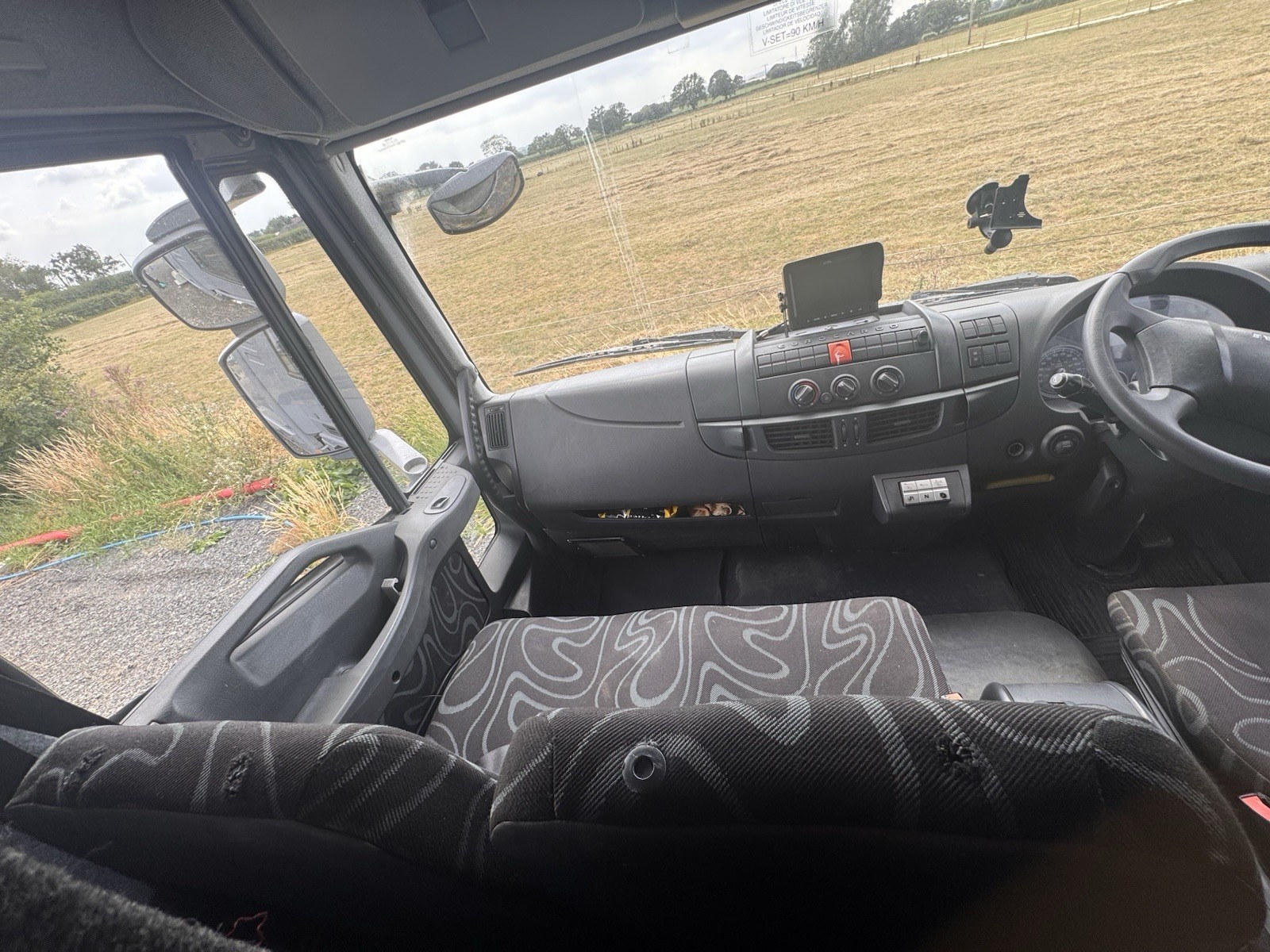 Iveco Eurocargo Automatic 7.5T Horsebox | 2012 Reg Low Use | 2T Payload - Image 7